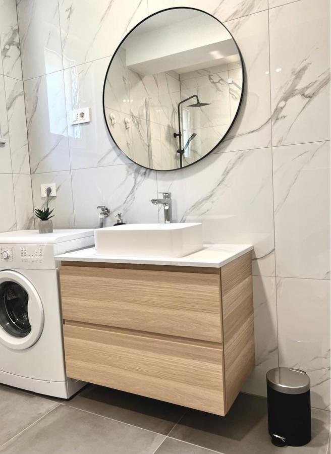 Apartment Zen Zgornje Skofije Ngoại thất bức ảnh